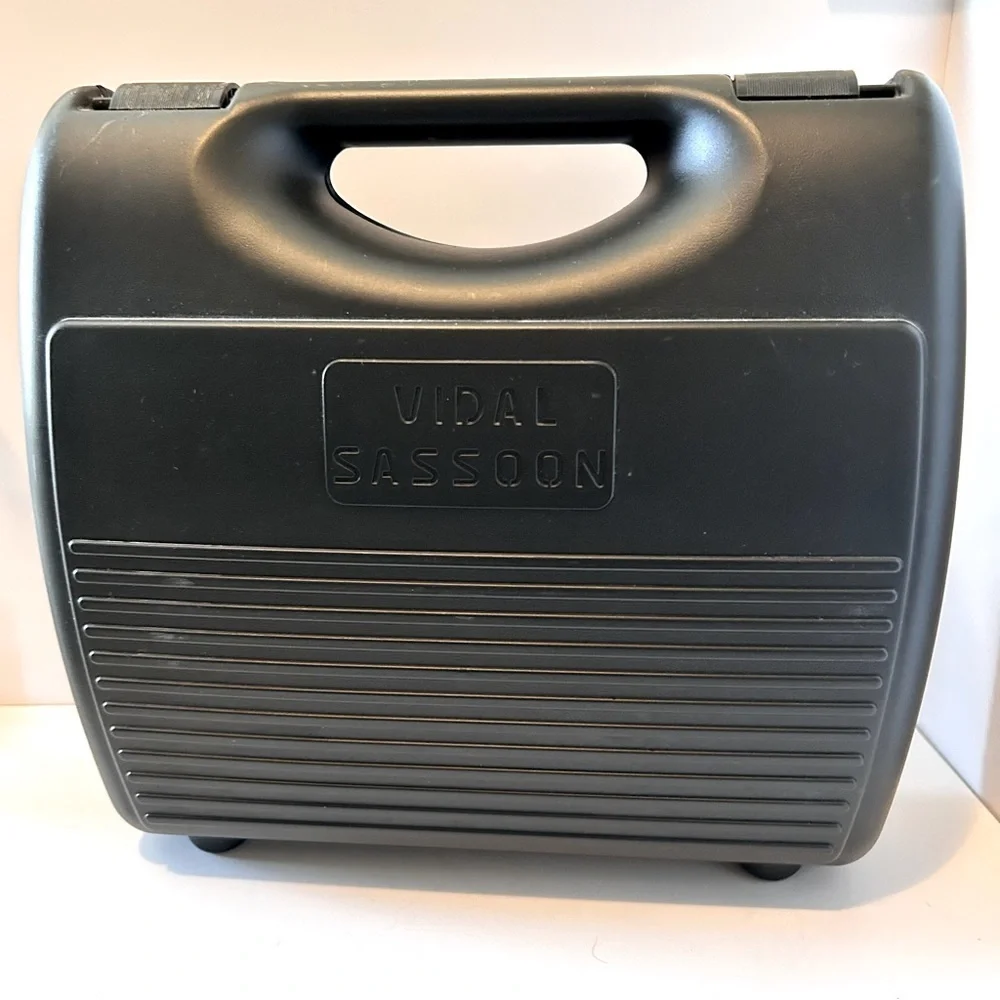 Vidal Sassoon Vintage Men’s Hair Clipper Set with Attachments